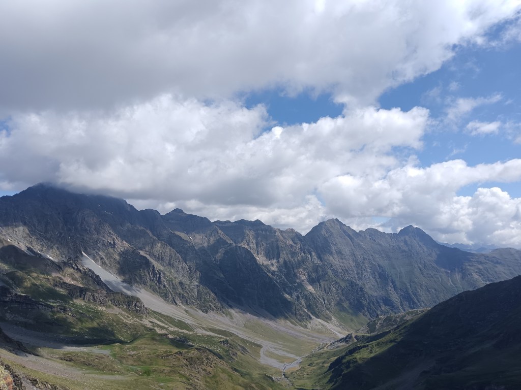 Vue à partir de la hourquette de héas sur la HRP