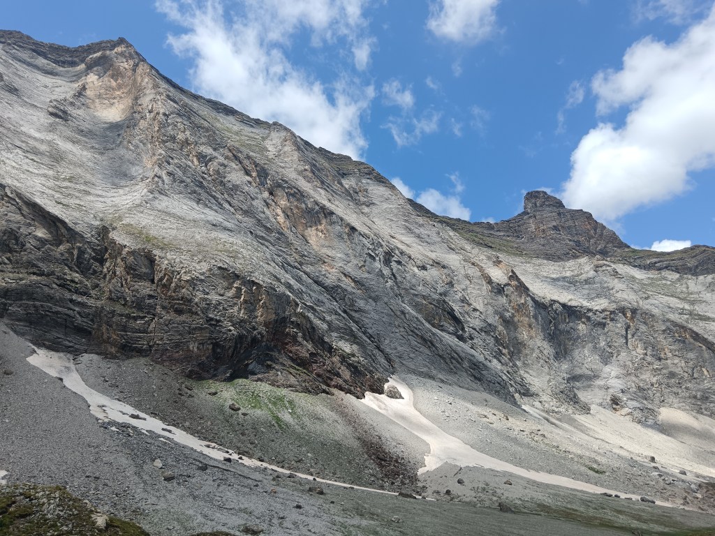 Les splendides formations surplombant les lacs de Barrounde