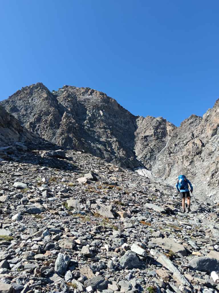 En montant vers le pas de Salsa